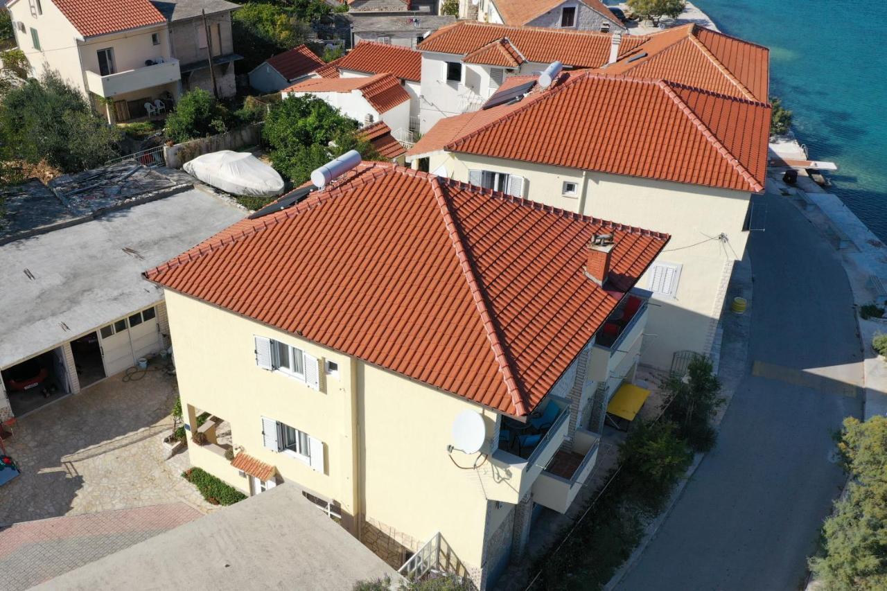 Apartments Babin Vinisce Exterior photo
